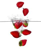 Laver les fruits rouges comme les autres légumes (trempage + eau de javel) ?