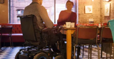 règlement, aliment, restaurant, bar, brasserie, snack, ferme-auberge, pizzeria, cafétéria, crêperie, café-brasserie, formation hygiène alimentaire, remise directe, service communal d'hygiène et de santé, cuisine aux normes, locaux